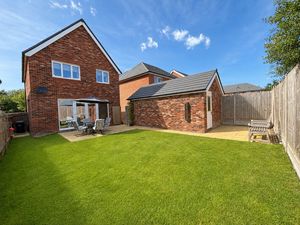 Rear Aspect_88VV- click for photo gallery